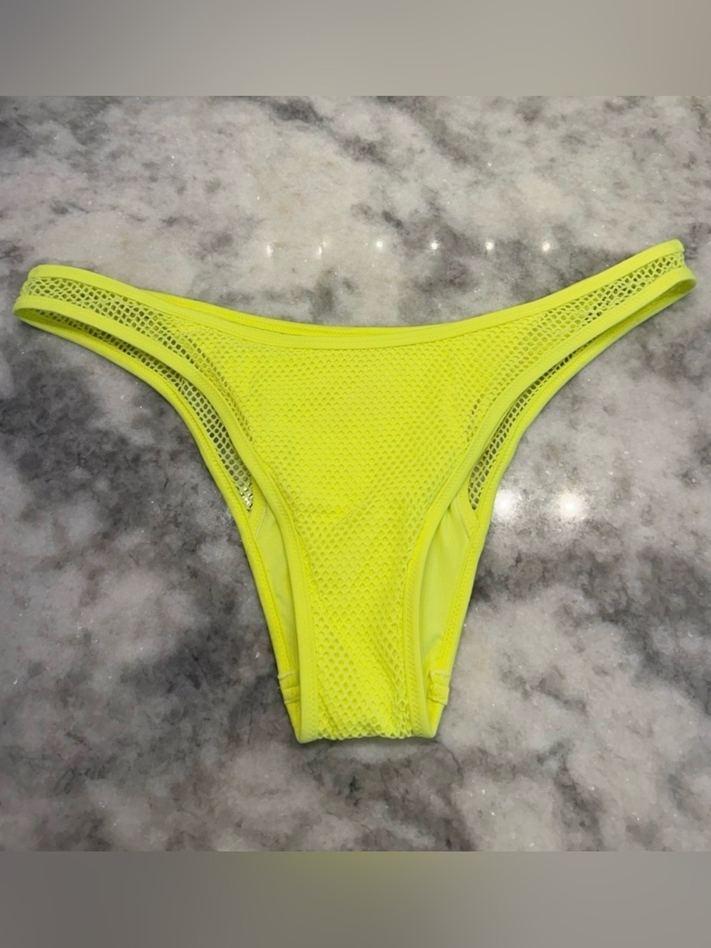 Victoria’s Secret Neon Yellow Mesh Bikini Bottom L BNWT Bright Vacation Summer